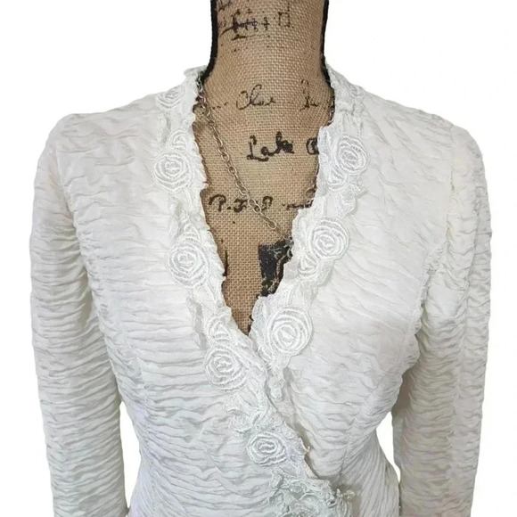 Cachet by Bari Protas ruffles and pearls vintage shacket.  Size 9/10 Large - Picture 2 of 11